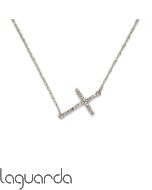 Cross pendant in 18k white gold with diamonds and chain 0,062 carat