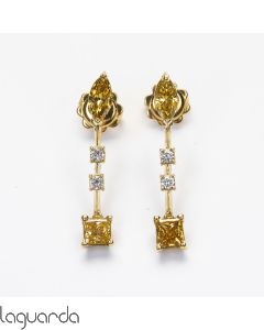 Pendientes de oro amarillo 18 quilates con diamantes naturales y cierre de presión